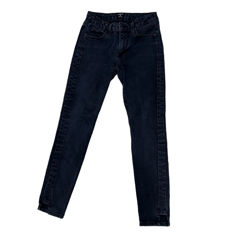 Just Black Women’s Black Rough Hem Skinny Jeans Size 25